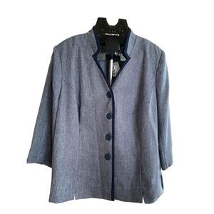 NWT Woman’s button up Denim color size 22W